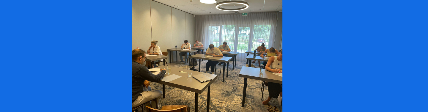 template 1440 x 380 pixels